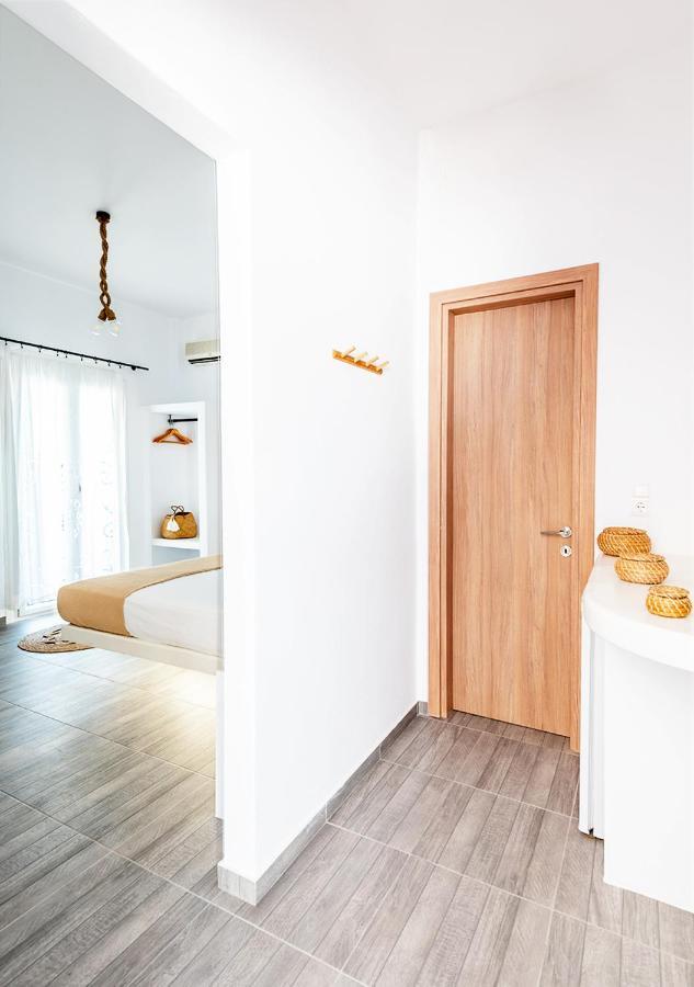 Dorkas Luxury Rooms&Apartments Livadakia Luaran gambar