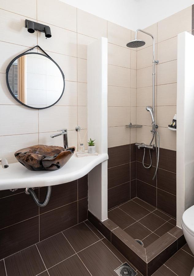Dorkas Luxury Rooms&Apartments Livadakia Luaran gambar
