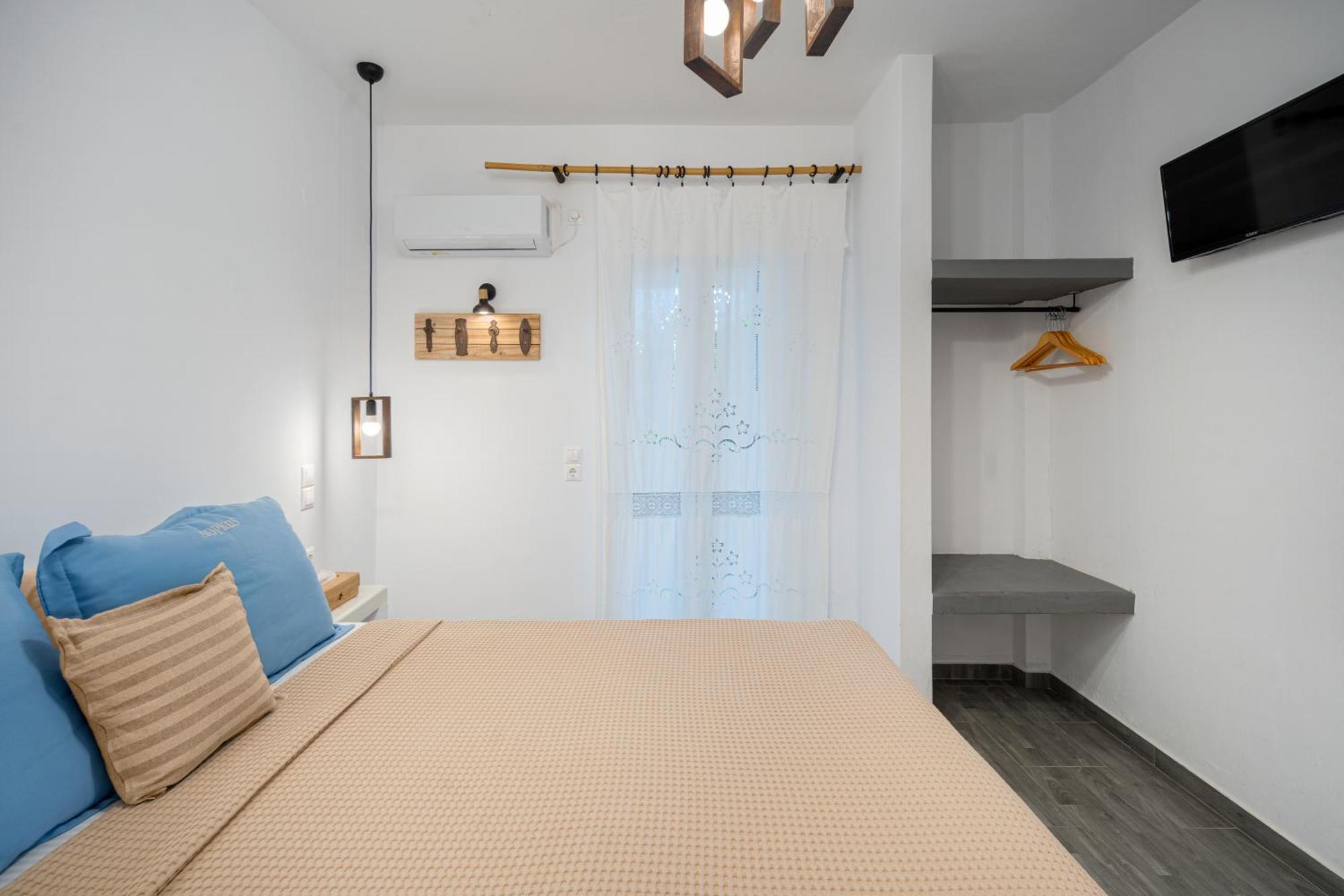 Dorkas Luxury Rooms&Apartments Livadakia Luaran gambar