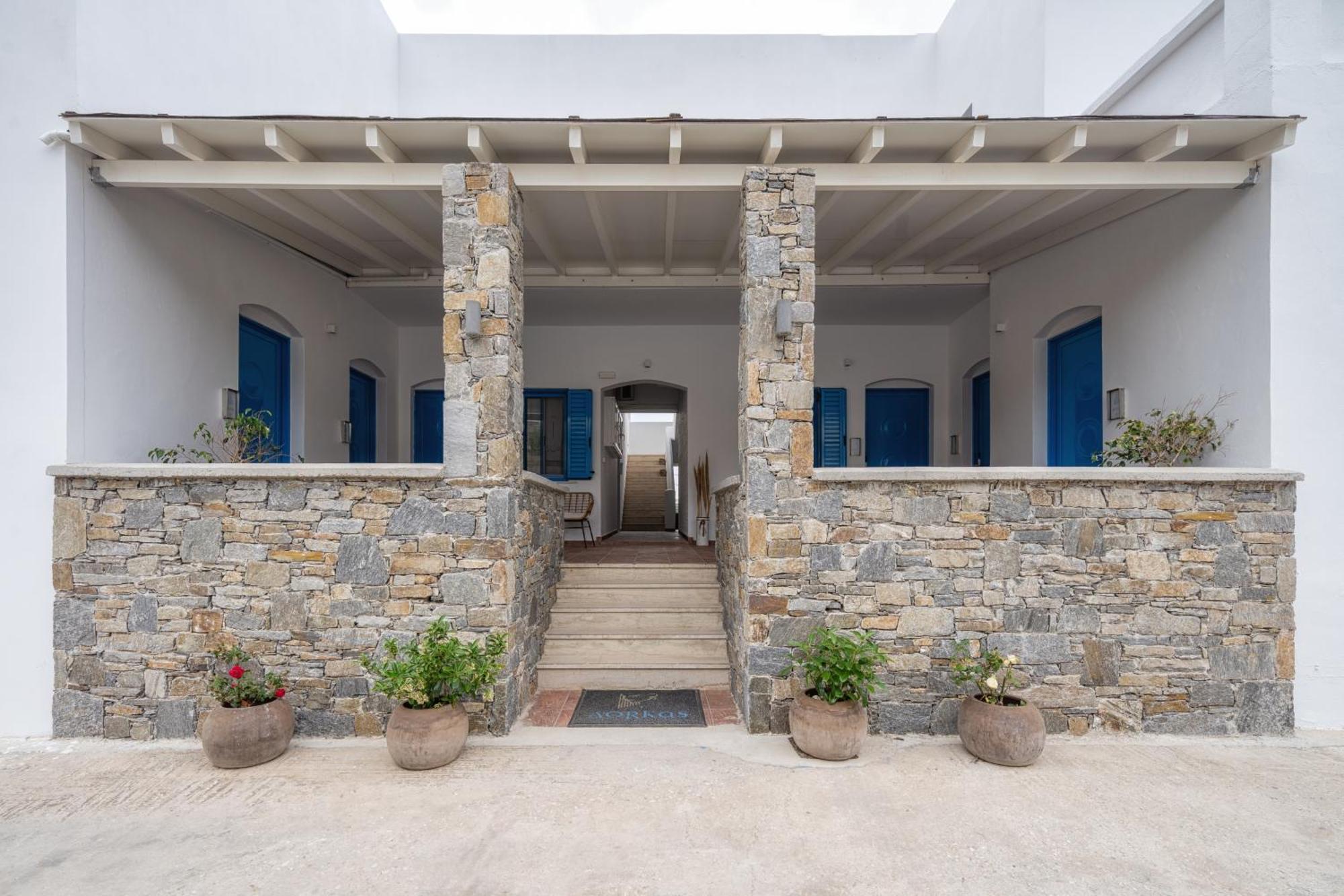 Dorkas Luxury Rooms&Apartments Livadakia Luaran gambar